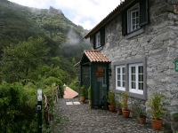 Ribeiro Frio Cottages
